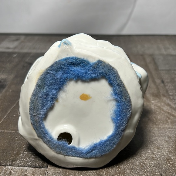 Vintage Porcelain Victorian Age Figurines - Picture 9 of 13